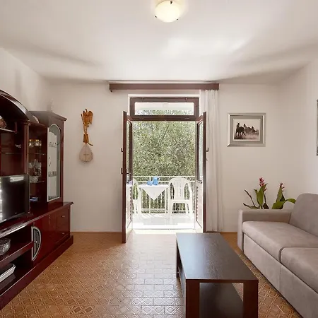 Apartmani Kuca U Maslinama Sveti Stefan Exterior photo