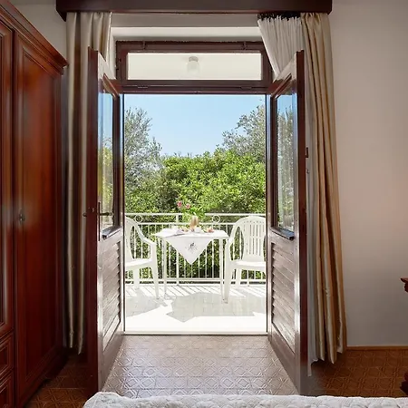 Apartmani Kuca U Maslinama Sveti Stefan Exterior photo
