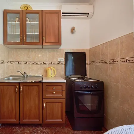 Apartmani Kuca U Maslinama Sveti Stefan Exterior photo