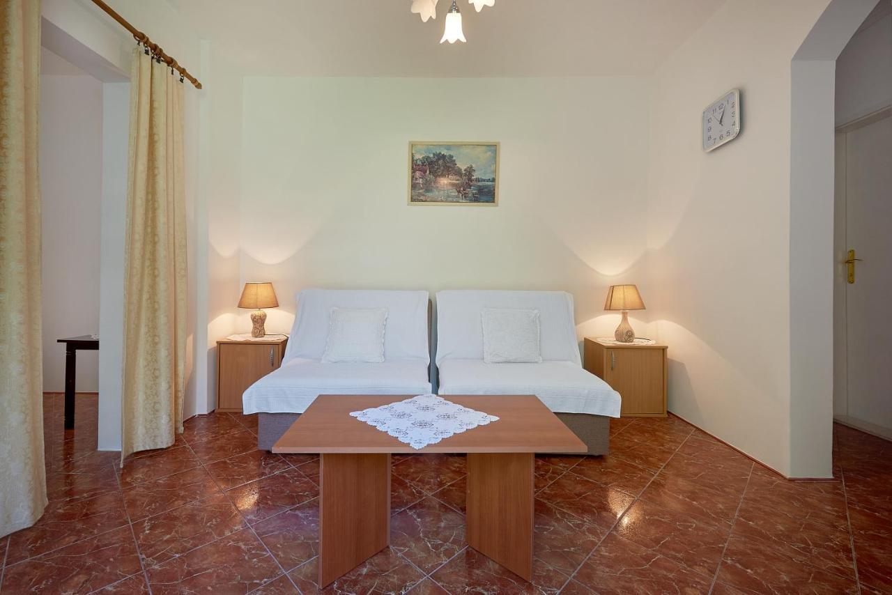 Apartman Kuca U Maslinama Sveti Stefan