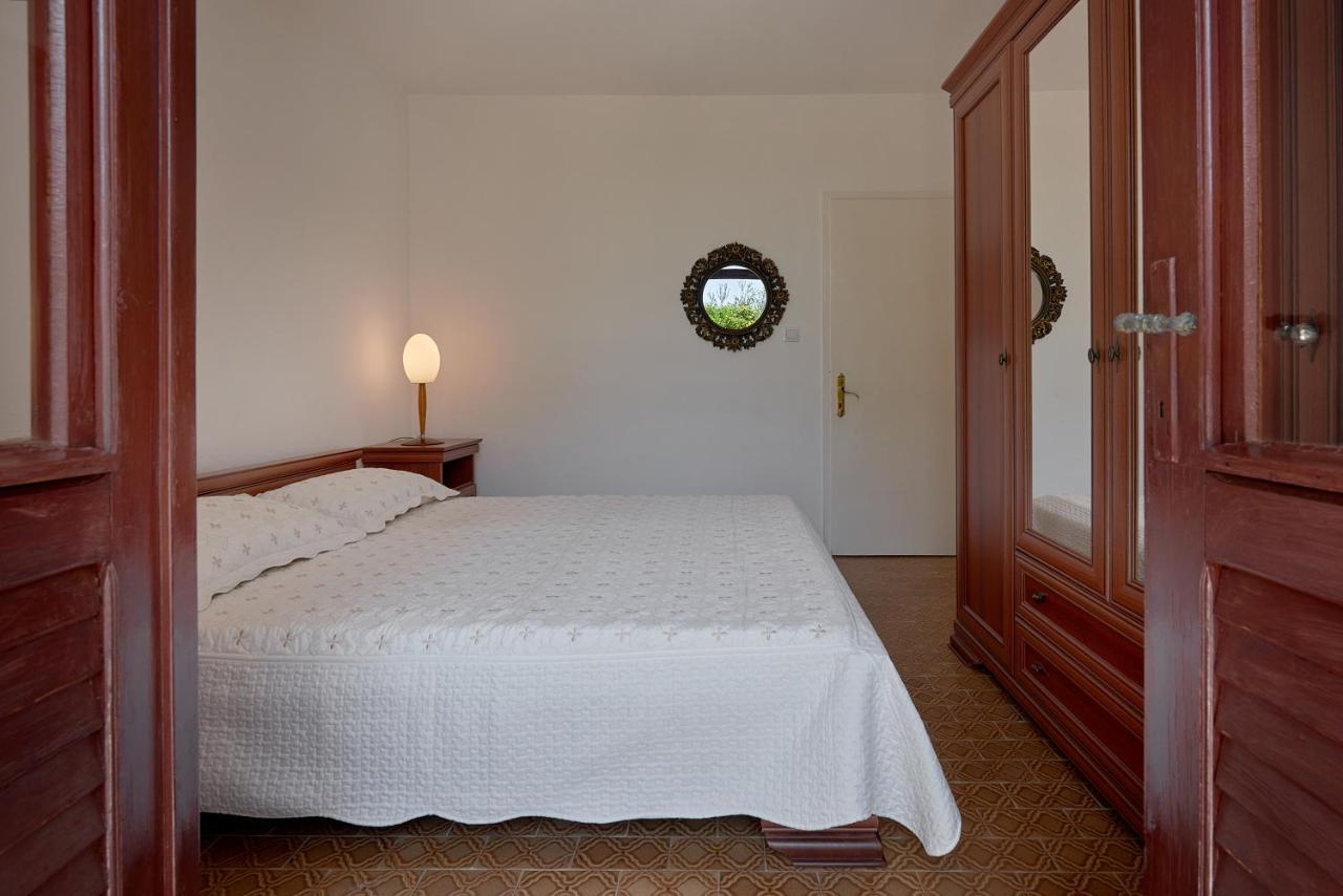 Kuca U Maslinama Sveti Stefan