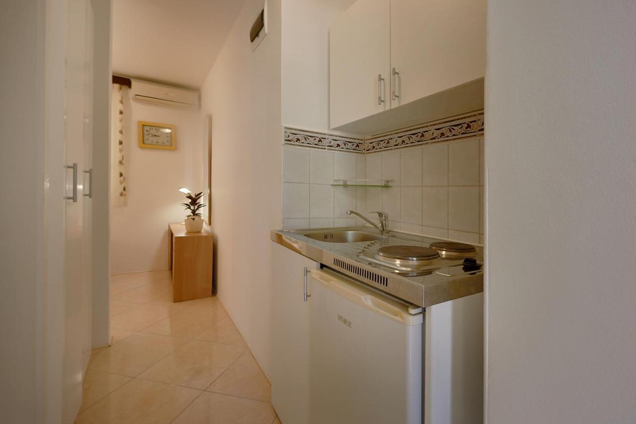 Apartman Kuca U Maslinama Sveti Stefan
